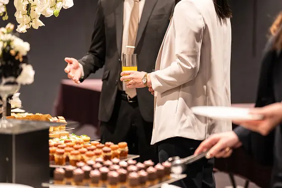 「パーティー・懇親会」のイメージ